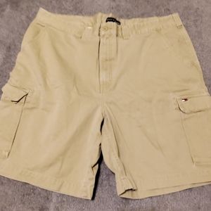 Tommy Hilfiger Cargo Shorts Size 44